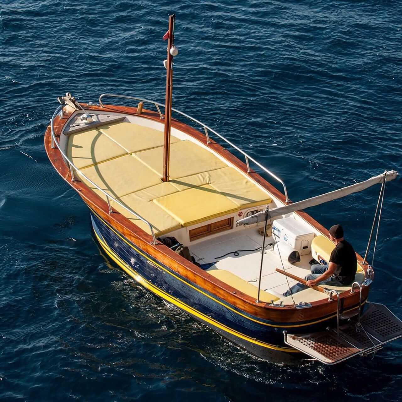 sorrentino-gozzo-boat-tours